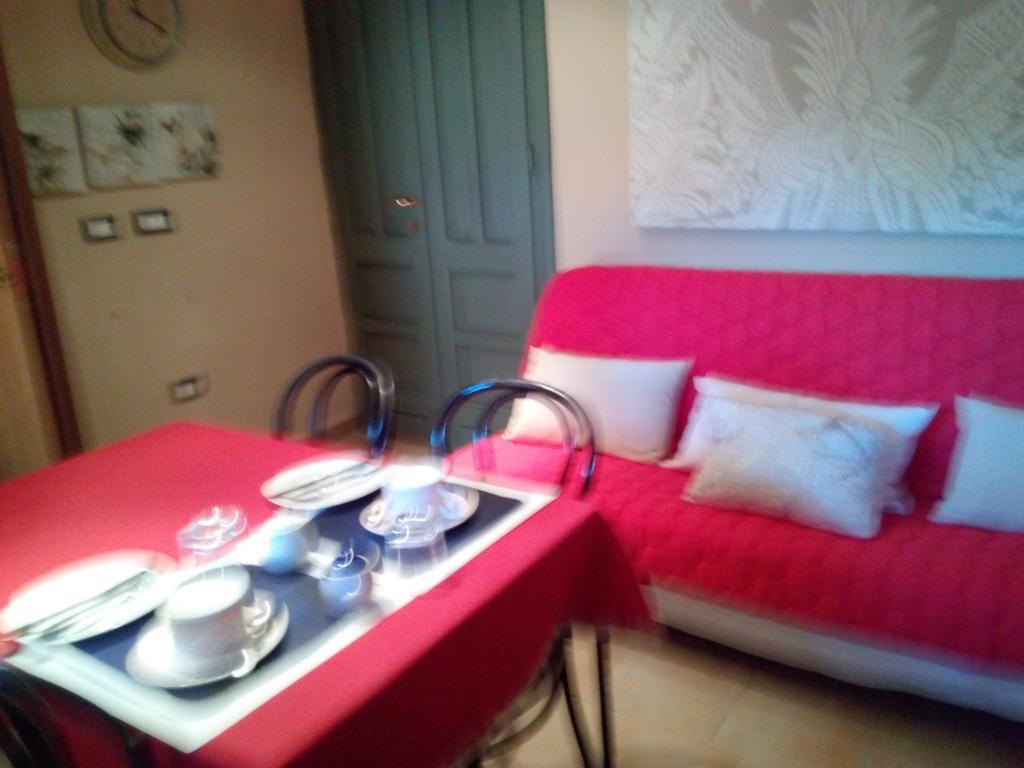Il Giardino Di Emilio Bed and Breakfast Marrùbiu Esterno foto